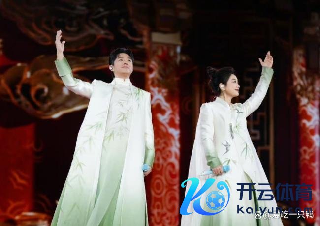 大夫保举唱跳凤凰外传歌曲能护肝 解压又养生